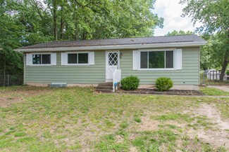 164 Lily St, Paw Paw, MI 49079