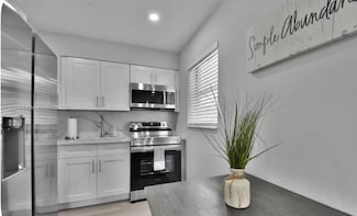 708 SW 16th Ave Unit 4, Fort Lauderdale, FL 33312
