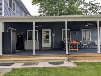 1353 Honoco Rd, Aurora, NY 13026