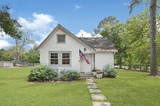 1005 4th St, League City, TX 77573
