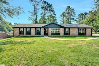 200 Ladbroke Rd, Greenville, SC 29615