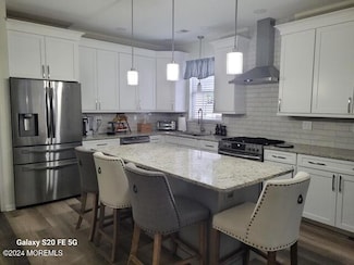 7 Greenways Ln, Lakewood, NJ 08701