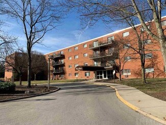 2927 Westbrook Dr Unit B117, Fort Wayne, IN 46805