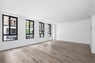 231 W 26th St Unit 2, New York, NY 10001