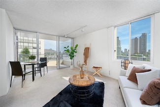 2740 Kuilei St Unit 803, Honolulu, HI 96826