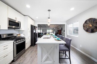 5763 Roanoke St, San Diego, CA 92139
