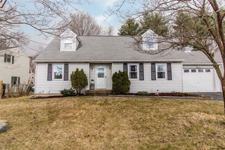 57 Beacon Rd, Glenmont, NY 12077