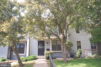404 Franklin Ct, North Wales, PA 19454