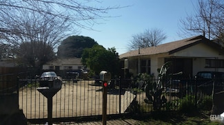 1917 Pacific St, Bakersfield, CA 93305