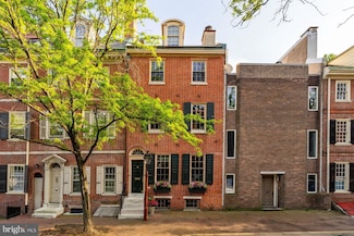 302 Delancey St, Philadelphia, PA 19106