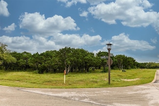 8001 Scotscraig Dr, Cleburne, TX 76033