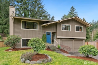 6419 NE 153rd St, Kenmore, WA 98028