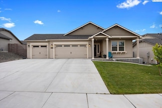 3613 Pintail Ln, Pasco, WA 99301