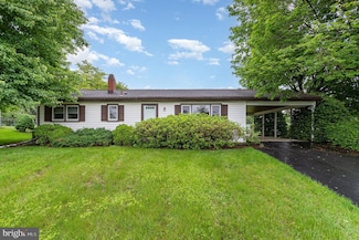 335 Bolton Ave, Carlisle, PA 17013