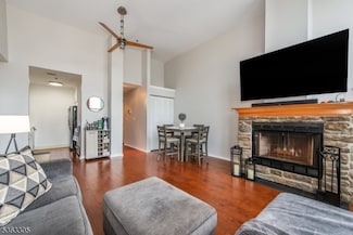 260 Main St Unit 318, Little Falls, NJ 07424