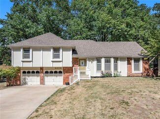 9608 W 96th St, Overland Park, KS 66212
