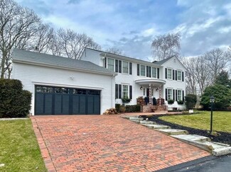 700 Harvard St, Fall River, MA 02720