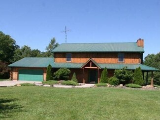 8705 N Hickory Grove Rd, Dubois, IN 47527