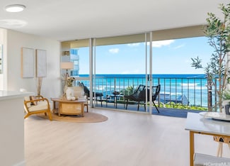 3056 Kalakaua Ave Unit 5W, Honolulu, HI 96815