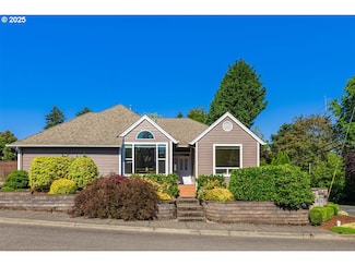 5725 Windfield Loop, Lake Oswego, OR 97035