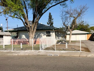 2034 Mayfair Dr W, Fresno, CA 93703