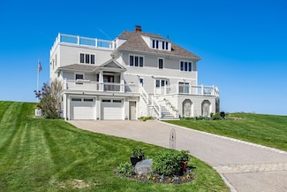 75 Point Allerton Ave, Hull, MA 02045