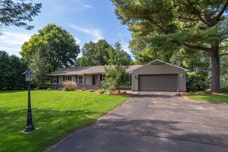 1671 Victoria Rd S, Saint Paul, MN 55118