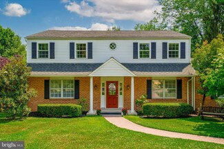 23 Scarlet Oak Dr, Lafayette Hill, PA 19444