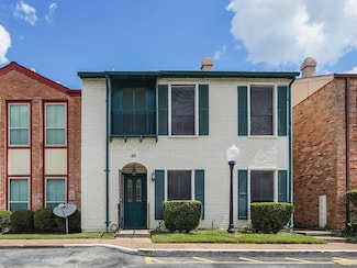 7700 Creekbend Dr Unit 40, Houston, TX 77071