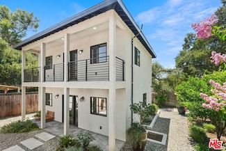 720 W Altadena Dr Unit 2, Altadena, CA 91001