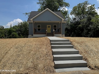3218 Linden Ave, Knoxville, TN 37914