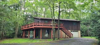 56 Dryden Dr, Albrightsville, PA 18210
