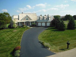 36W575 Oak Pointe Dr, Saint Charles, IL 60175