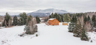 6 Stiles Farm Rd, Whitefield, NH 03598