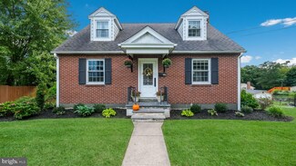 248 N 3rd St, Perkasie, PA 18944