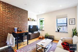 175 Orchard St Unit 5-A, New York, NY 10002