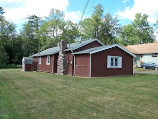 3395 Blytheburn Rd, Mountain Top, PA 18707