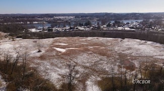 00 Congress Rd, Belpre, OH 45714