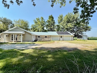 214 S Rising Rd, Champaign, IL 61822