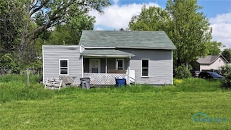 678 Lorain St, Toledo, OH 43609