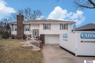 2015 S 163rd Cir, Omaha, NE 68130