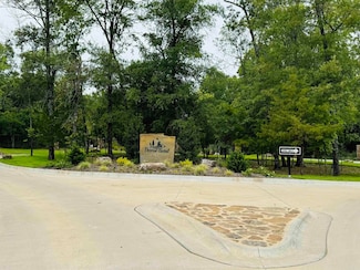200 Shagbark Trail, Maumelle, AR 72113