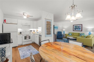39 Vista Gardens Trail Unit 102, Vero Beach, FL 32962