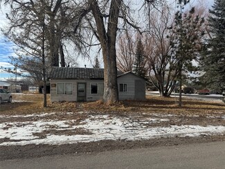 726 7th Ave NW, Choteau, MT 59422
