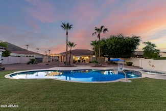 5343 W Whispering Wind Dr, Glendale, AZ 85310