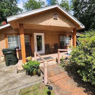 717 Price St, Dothan, AL 36303