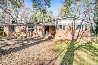 6261 Deliah Ln, Charlotte, NC 28215