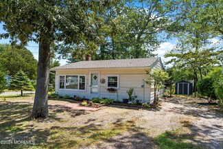 419 Beach Blvd, Forked River, NJ 08731