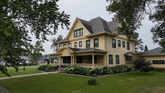 312 10th Ave N, Casselton, ND 58012