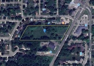 10126 Shaver Rd, Portage, MI 49024